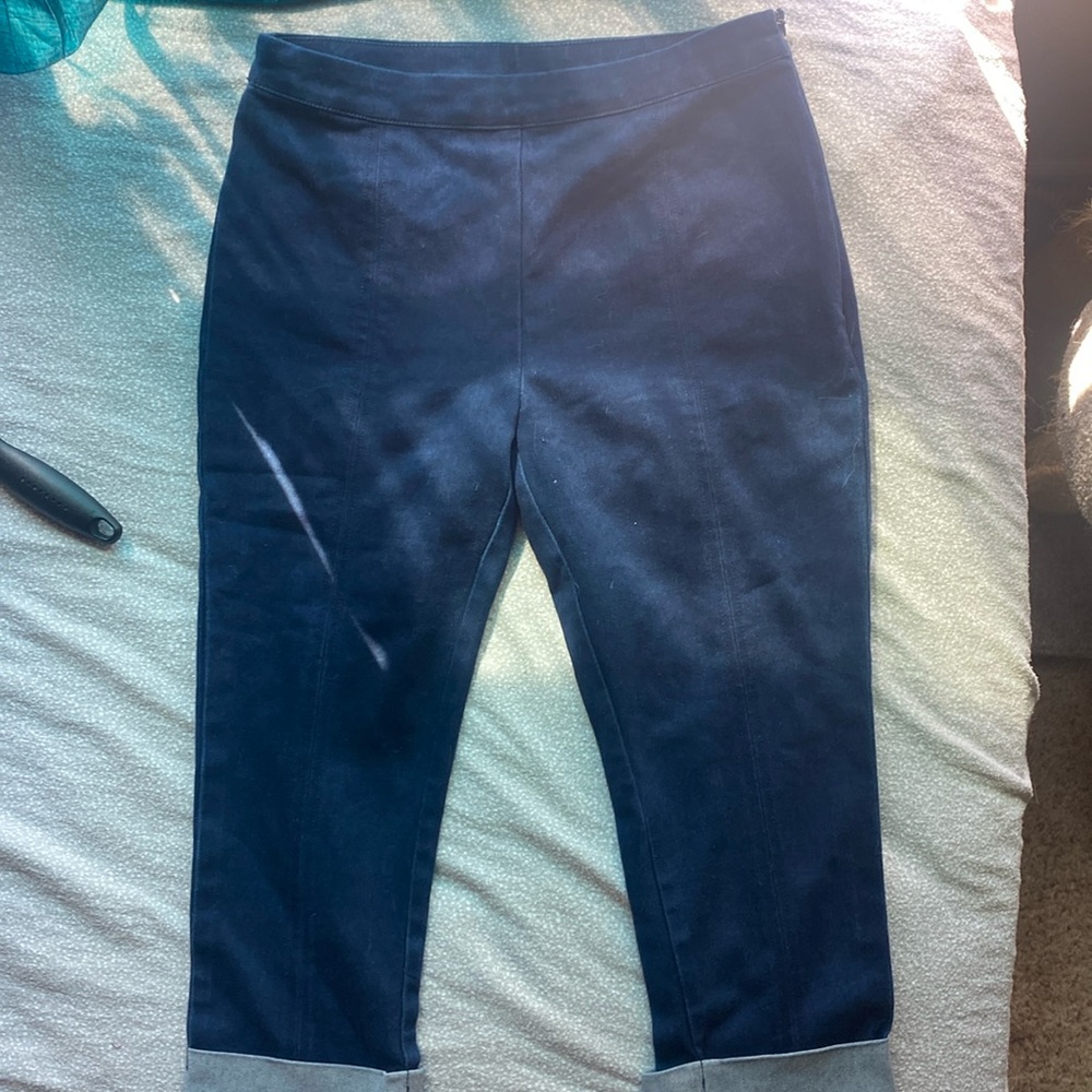 SOURPUSS dark blue stretch denim cropped cuff capris